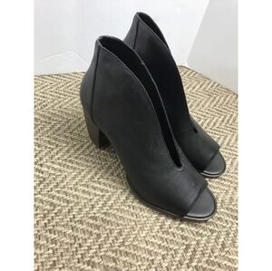 Lucky Brand Black Ankle Booties